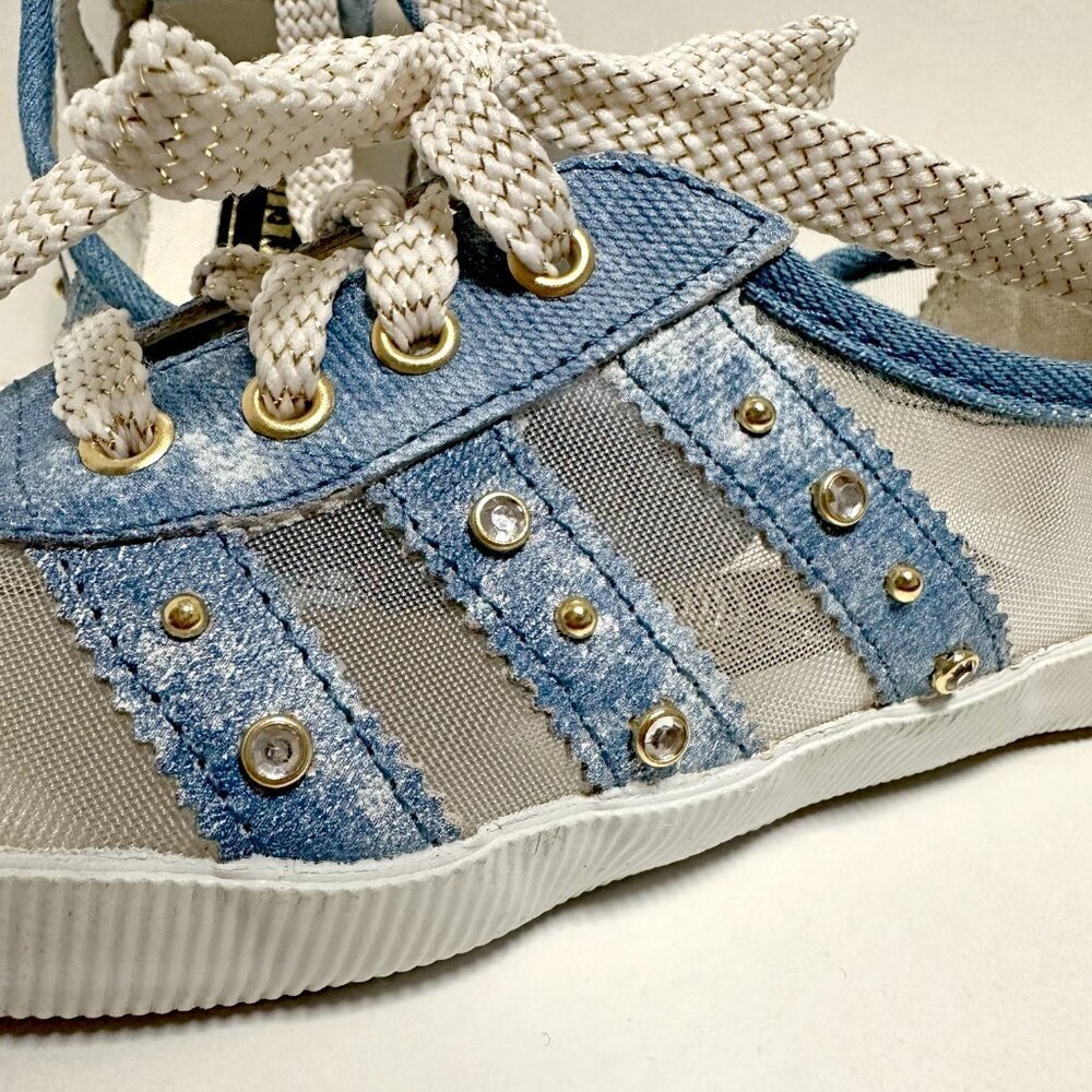 VTG Sneakers - Picture 10 of 10